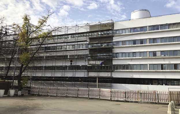 Narkomfin under construction