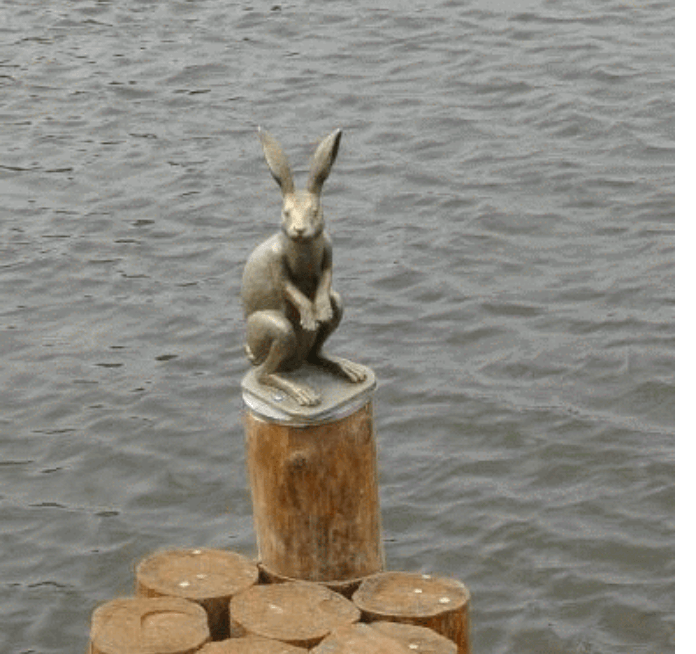 memorial to rabbit