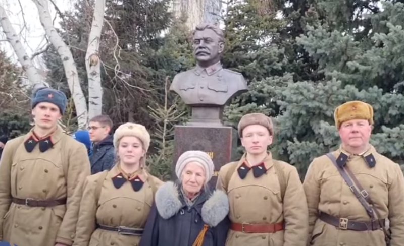 Stalin Returns to Volgograd