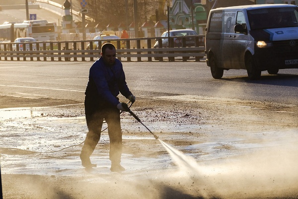 Dirt, Tourists, and Tsars
