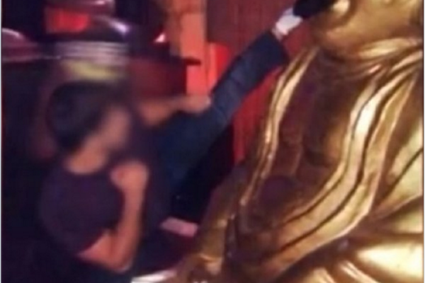 A kick in the face of public taste