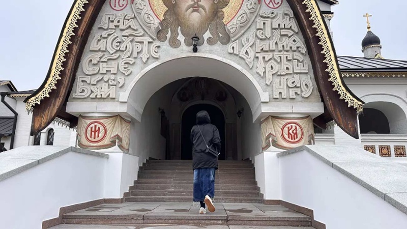 A Mysterious Monastery Death