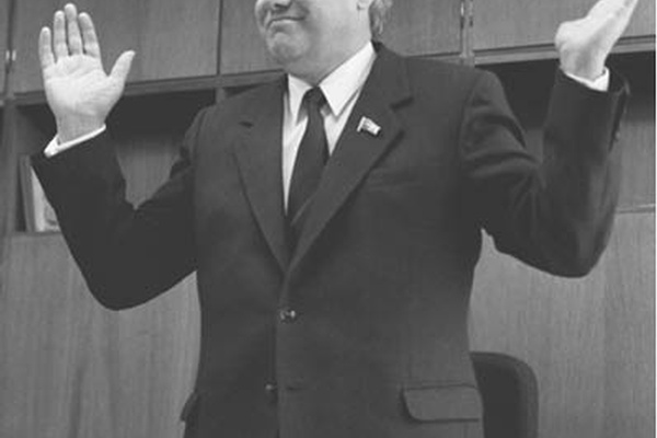 Yeltsin's Notorious Bridge Incident