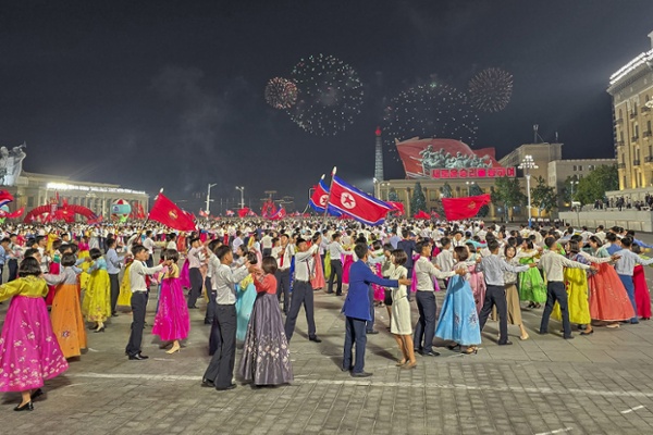 Why Russians Like Traveling to the 'Hermit Kingdom'