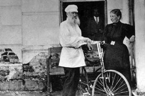 Cycling with the Count