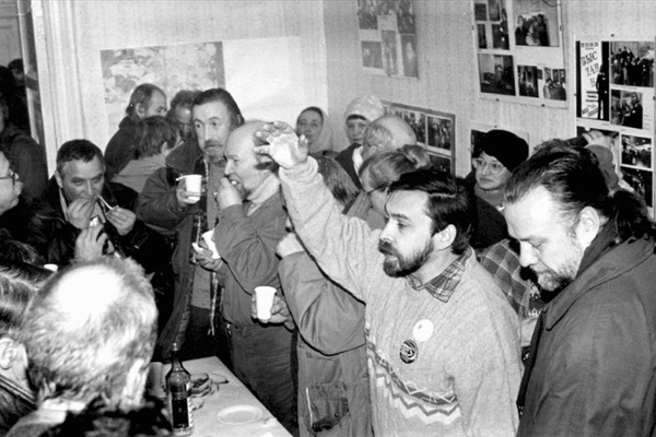 DISSIDENT KITCHEN: A Salon-style dinner honoring the spirit of artistic defiance