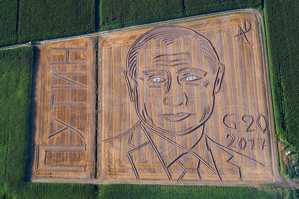 Toxic Waste, Putin Farms, & Crazy Seals