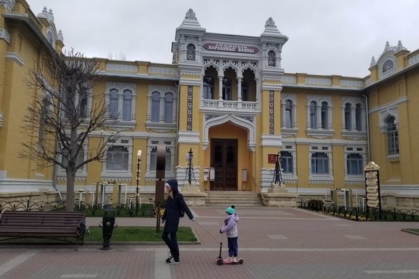 Scooters Kick Off in Russia